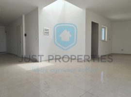 RABAT- PERFECTLY LOCATED THREE BEDROOM PENTHOUSE WITH POOL FOR-SALE