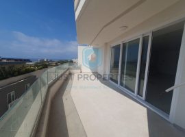 MANIKATA - PEACEFULLY LOCATED CORNER THREE-BEDROOM APARTMENT WITH FRONT TERRACE - FOR SALE