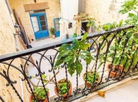 LIJA - THREE BEDROOM HOUSE OF CHARACTER IN UCA AREA FOR-SALE