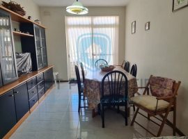 QAWRA-WELL LOCATED & FURNISHED THREE BEDROOM APARTMENT FOR-SALE